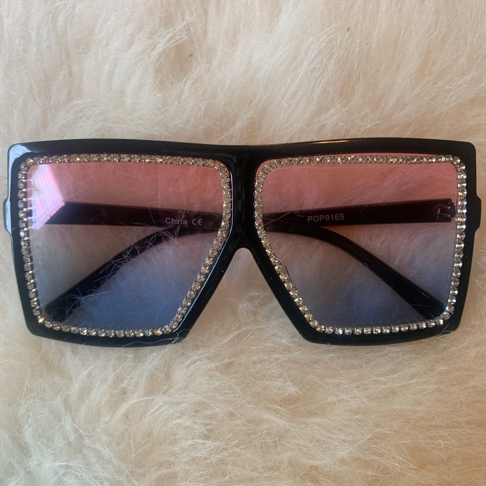 Ombre rhinestone sunnies